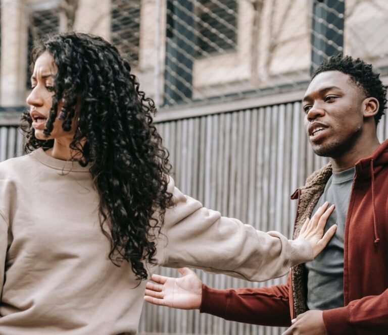 COMMITMENT-IN-RELATIONSHIPS 1